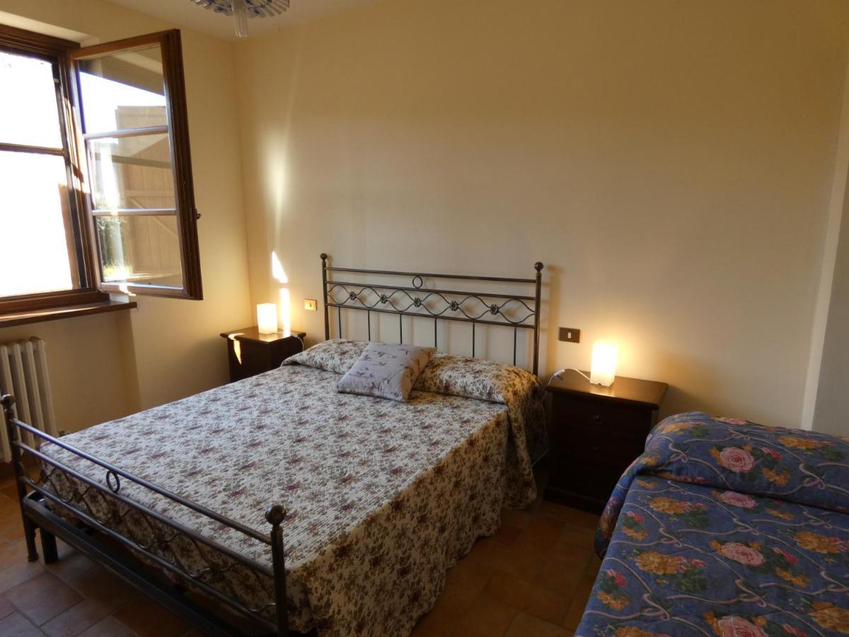 Scappo In Umbria, La Vallata Parrano 外观 照片