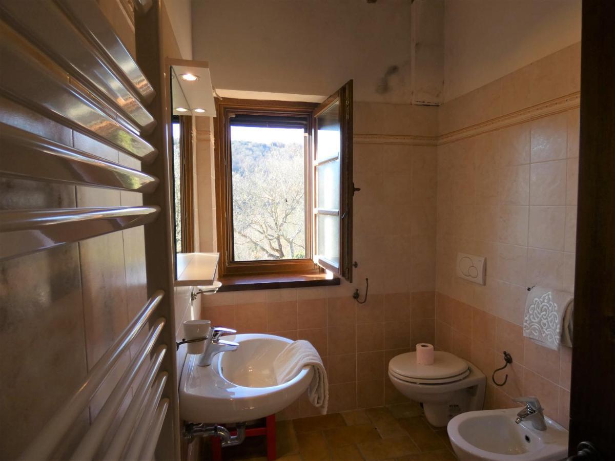 Scappo In Umbria, La Vallata Parrano 外观 照片