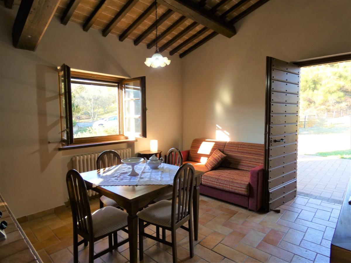 Scappo In Umbria, La Vallata Parrano 外观 照片
