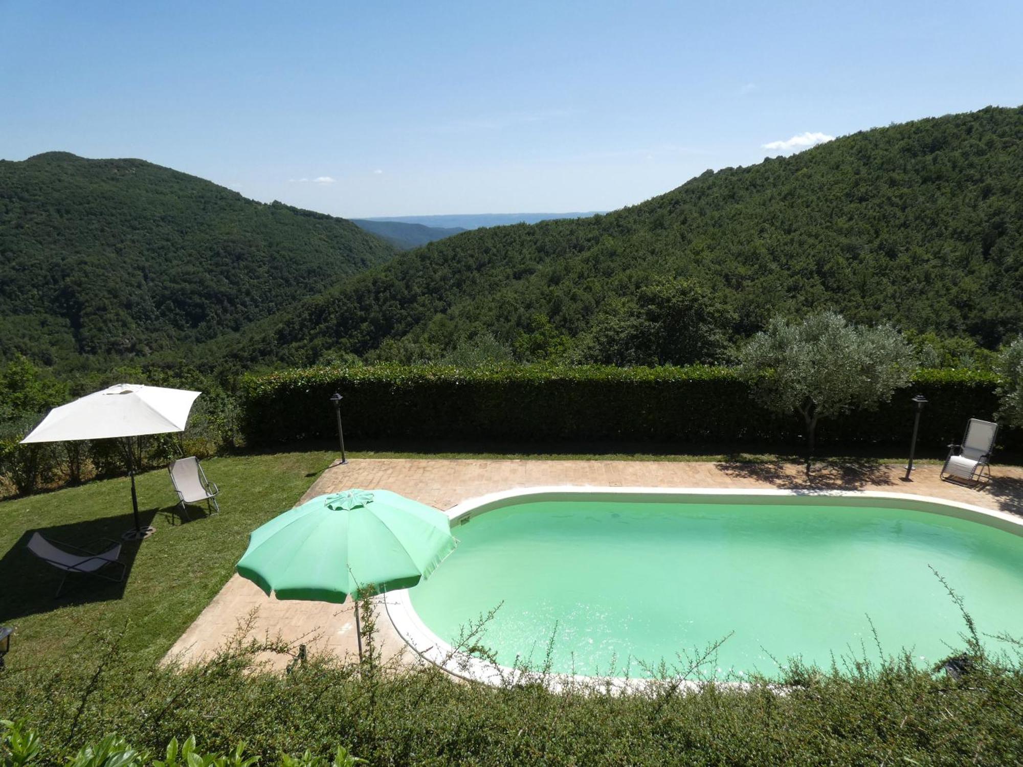 Scappo In Umbria, La Vallata Parrano 外观 照片